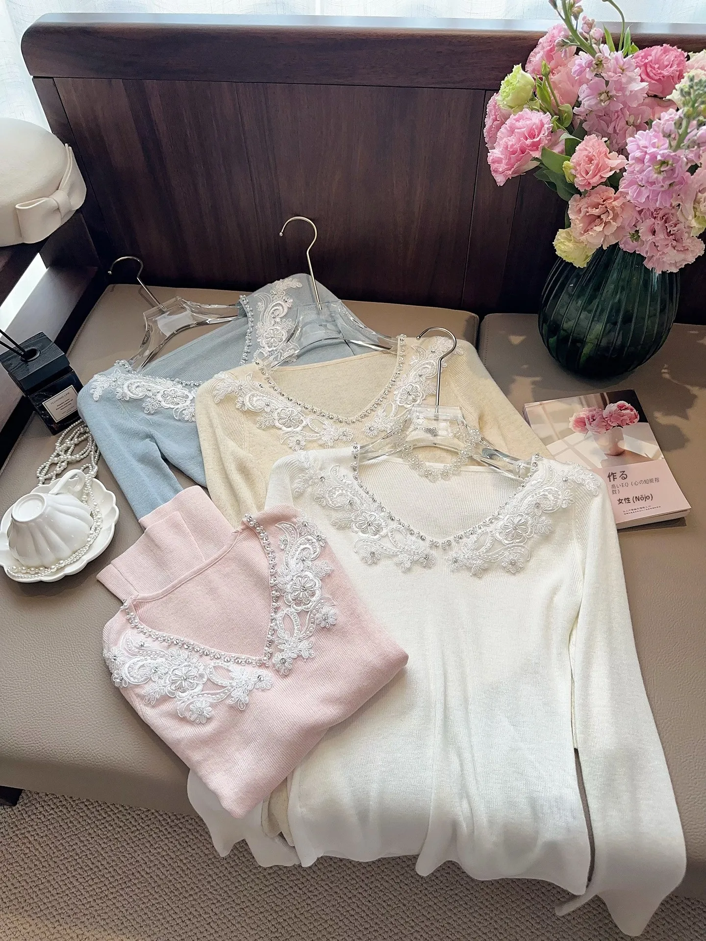 

Мягкий женский вязаный свитер с длинным рукавом и V-образным вырезом, с кружевными вставками, из смесовой шерсти, весенняя мода, новинка Minginghui