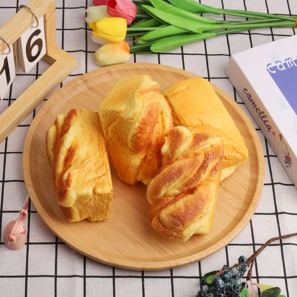 Simulação de comida cozida brinquedo pitada croissant puffs queijo bolo sobremesa em forma de brinquedo de apertar pu ovo frito brinquedo de recuperação lenta