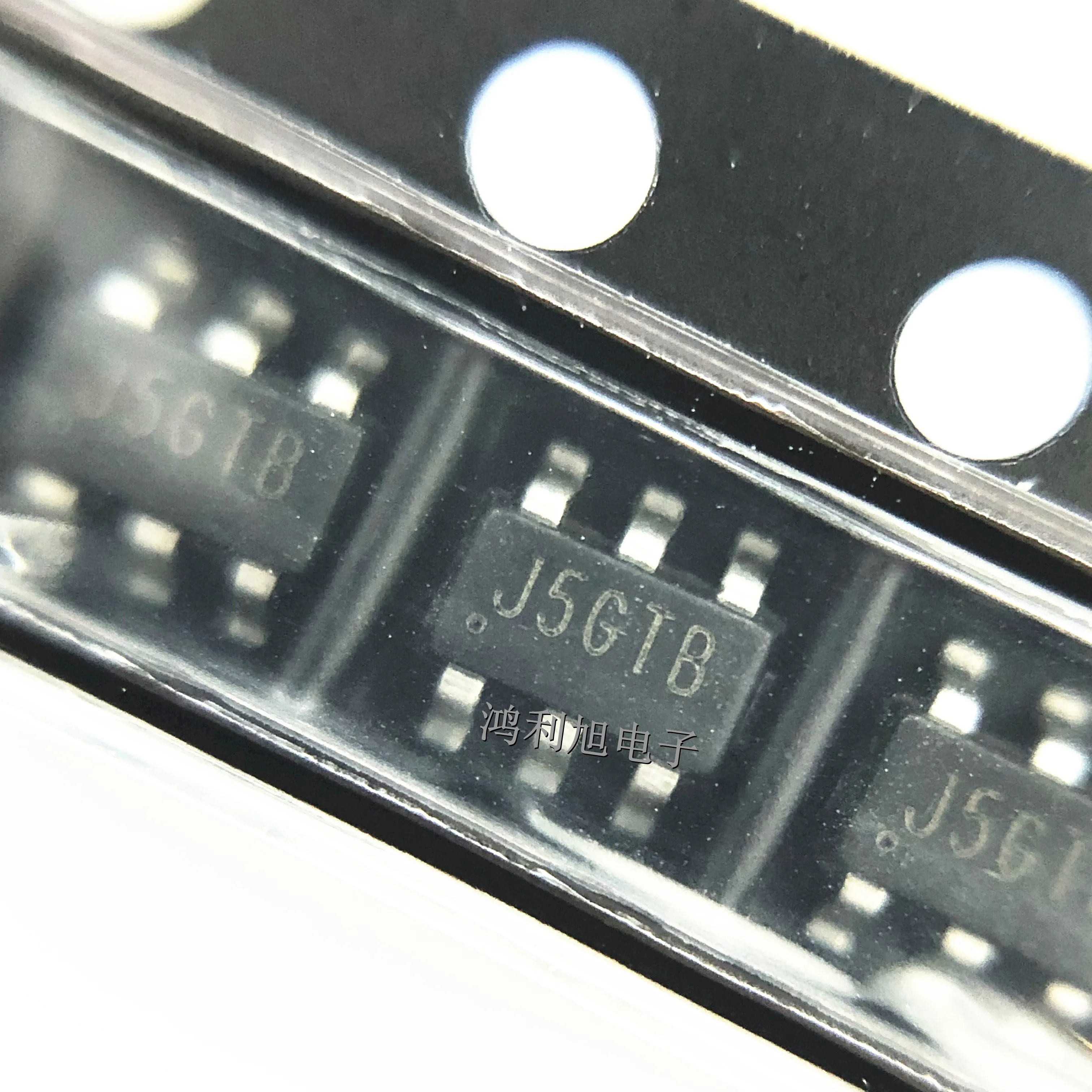 20pcs/Lot SM8102ABC SOT-23-6 MARKING;J5 Efficient And Fast Response 2.0A 18V Input Synchronous Voltage Regulator