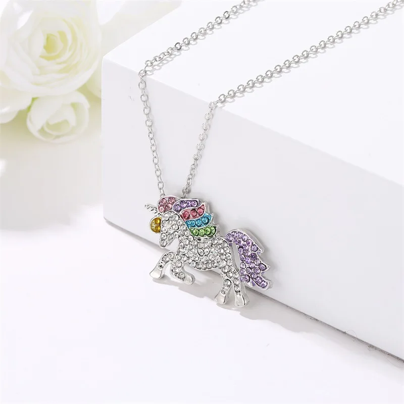 Fashion cute unicorn necklace Valentine\'s Day Colorful pony pendant Student Christmas gift lady sweater chain pendant