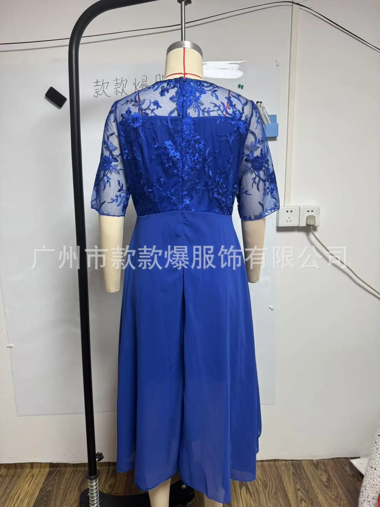 Womens Dresses Romantic Simple Dress With Chiffon Patchwork Lace Hollow Out Long Dress Bridesmaid Evening Dress Women's Wear