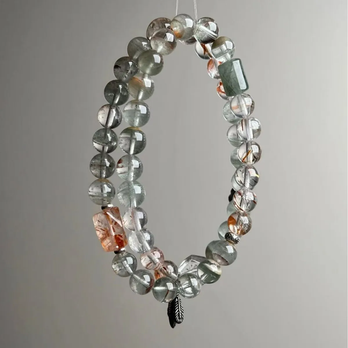 

Natural Crystal Bracelet 8mm Double Circle Ghost Glue Flower Fashion Light Luxury Women's Bracelet