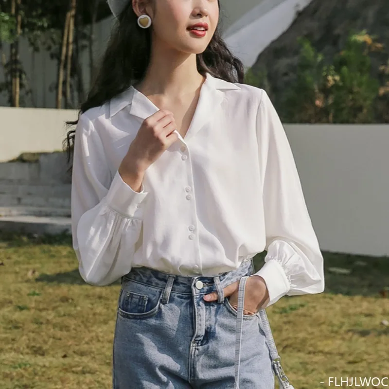 بلوزة بأزرار ورقبة على شكل حرف V ، قمصان بيضاء رسمية ، تصميم لطيف ، على الطراز الياباني والكوري ، سيدة المكتب ، أنيقة ، الخريف ،