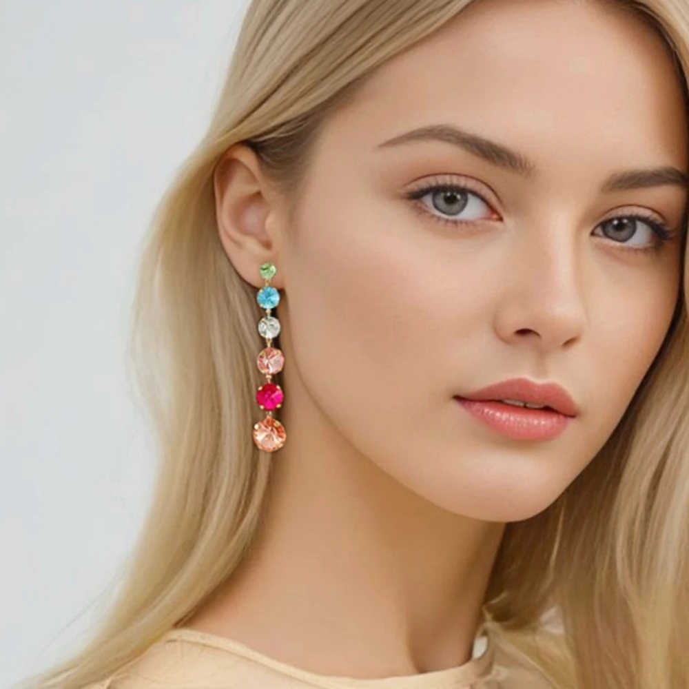 أقراط متدلية بشرابة طويلة للنساء ، متدلية زجاجية مرصعة بالكريستال ، مجوهرات ملونة لامعة ، أزياء رائعة حلوة ، سحر فاخر