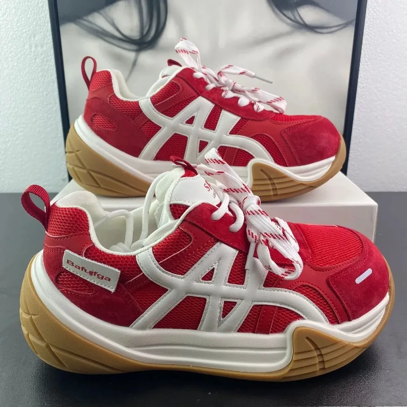 

2025 Autumn Minimalist New Trend Thick Sole Breathable Fashion Casual Sports Low Top Niche Couple Casual Shoes Trend