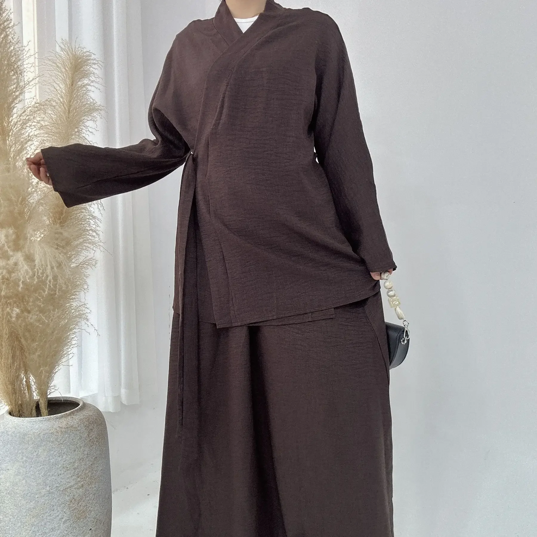 

2025 Middle East Elegant Modest Muslim Sets for Women Eid Arab Dubai Dress Luxury Islam Solid Color Top and Skirt Suits