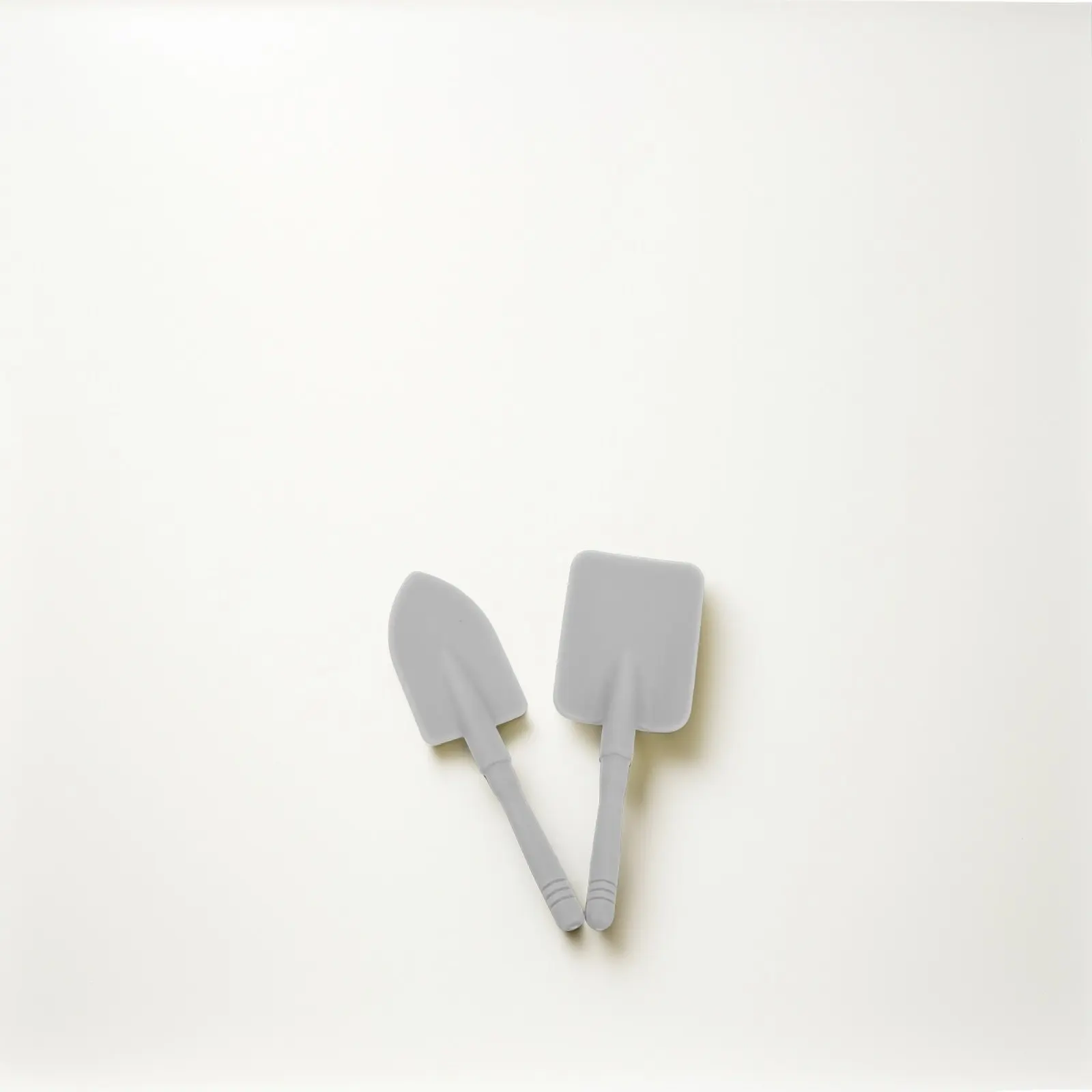 

Набор садовых инструментов из 10 предметов: портативные лопатка, грабли, совок, многофункциональные, для детей, для игр на пляже, в песке, на приусадебном участке, для копания и садоводства