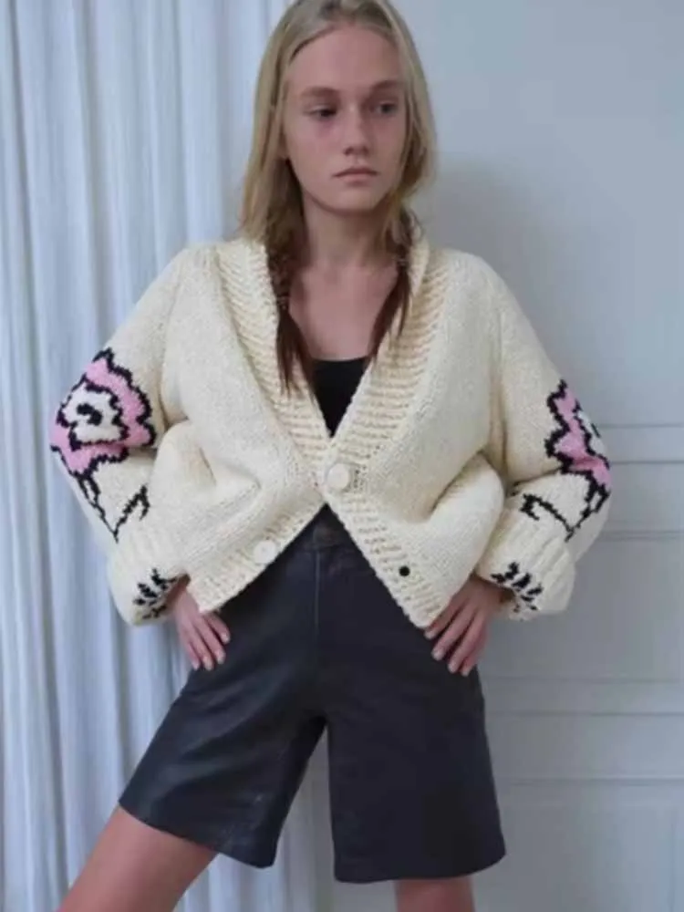 

BKQU Knit Printing V-Neck Loose Women Cardigan Long Sleeve Single Breasted Causal Chic Sweater Coats Autumn Winter New Outwears