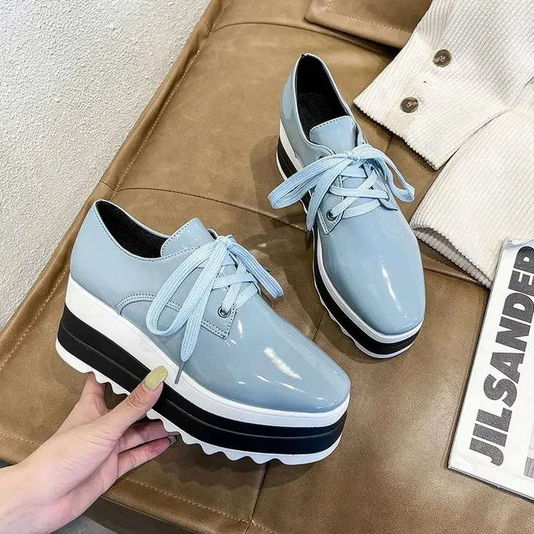 Spring New Women Flat Platform Shoes Slip on Moccains Ladies PU Casual Shoes Woman Thick Sole Brogue Creepers Frenulum Sneakers