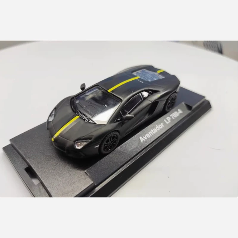 Supercoche Aventaor LP700-4 a escala 1:64 fundido a presión con caja de exhibición, modelo de coche de aleación, colección de juguetes, recuerdo, exhibición estática, regalo para niño