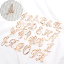 1PC Korea Fashion Vintage Rhinestones Letter Brooches Pins Metal Gold Color Women Sweater Suit Brooch Party Jewelry Accessories