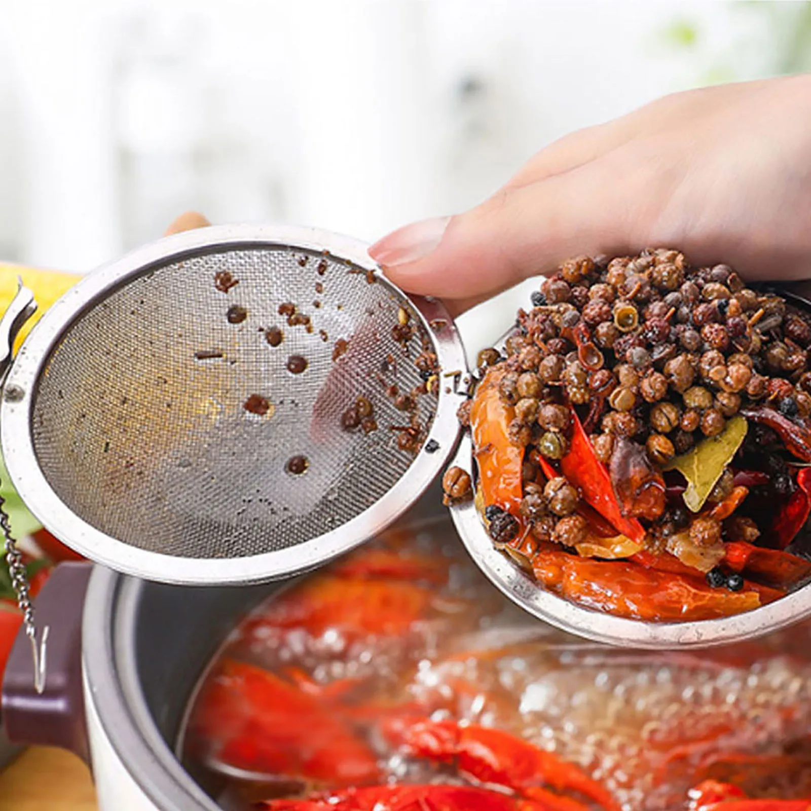 أداة كروية من الفولاذ المقاوم للصدأ ، كرة توابل مقفلة ، مصفاة كرات الشاي ، مصافي فلتر شبكي ، ملحقات المطبخ ، 2: 4