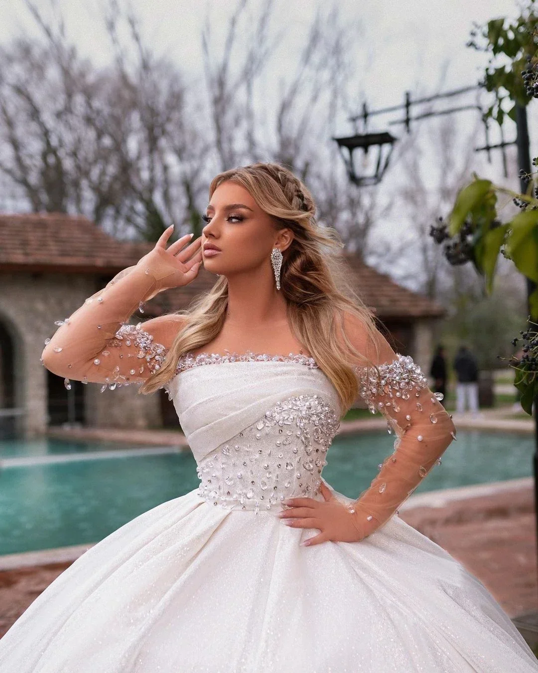 Customized Luxury Off The Shoulder Heavy Crystals Beads Ball Gown  Wedding Dresses Vestido De Novia Full Sleeves Bridal Gown
