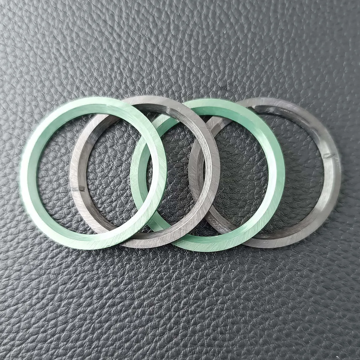 Inserto lunetta in ceramica inclinata 33,65 mm * 27 mm Parti di ricambio per orologi