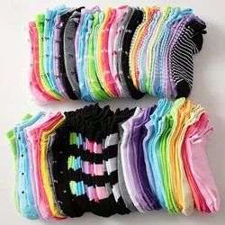 Comfortable 10-Pairs Women's Ankle Socks: Heart & Stripe Prints, Durable Knit Fabric - Ideal Gift