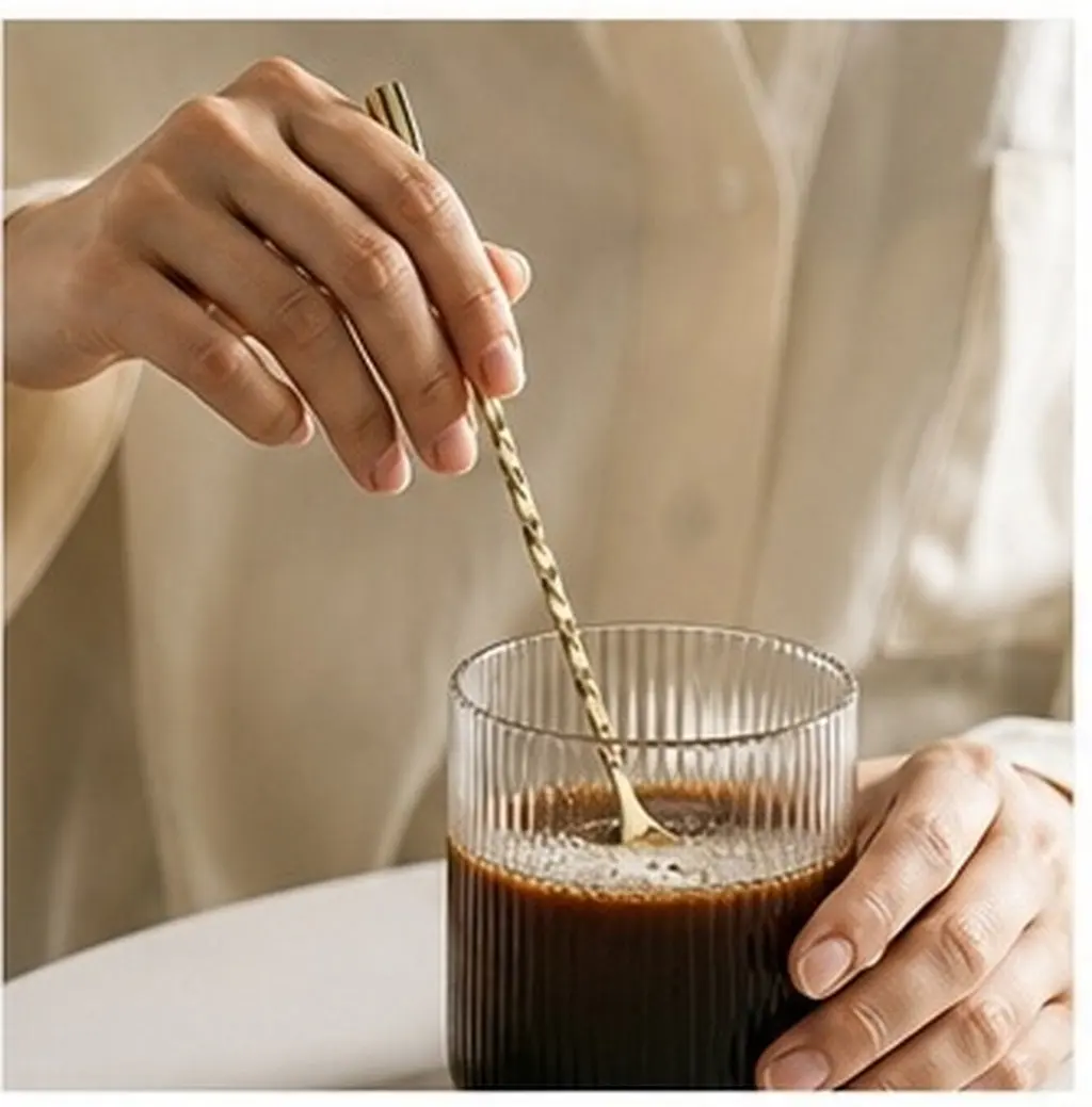 Stainless Steel Coffee Stirring Spoon Long Handle Multipurpose Mixing Scoop for Drinks Desserts Bars Restaurants Kitchens Easy