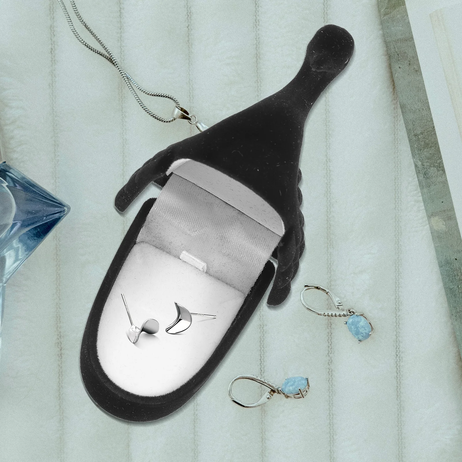 

Шкатулка для драгоценностей, небольшой футляр для драгоценностей для колец, серег, браслета, подвески, органайзер для путешествий, держатель-лебедь для хранения для женщин и девочек