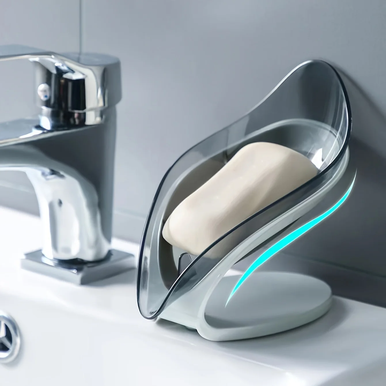 Self-Draining Leaf Soap Dish - Easy-To-Clean Waterfall Soap Holder, Multi-Use for Shower, Bathroom & Kitchen Sink, Durable