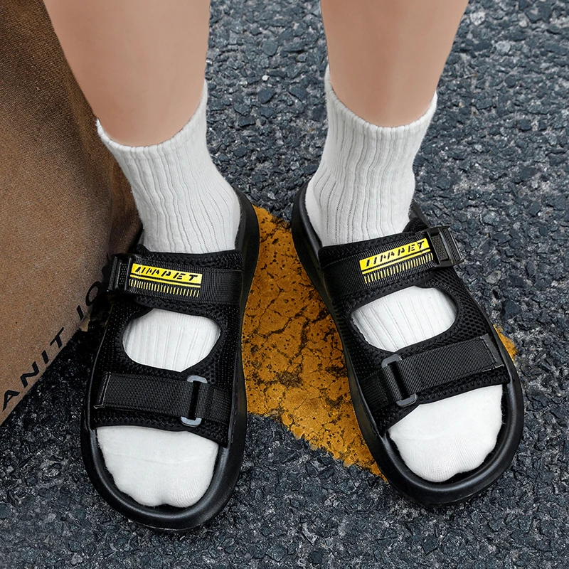 

Мужские уличные и домашние ультралегкие летние новые быстросохнущие нескользящие повседневные брендовые оригинальные тапочки большого размера на мягкой подошве