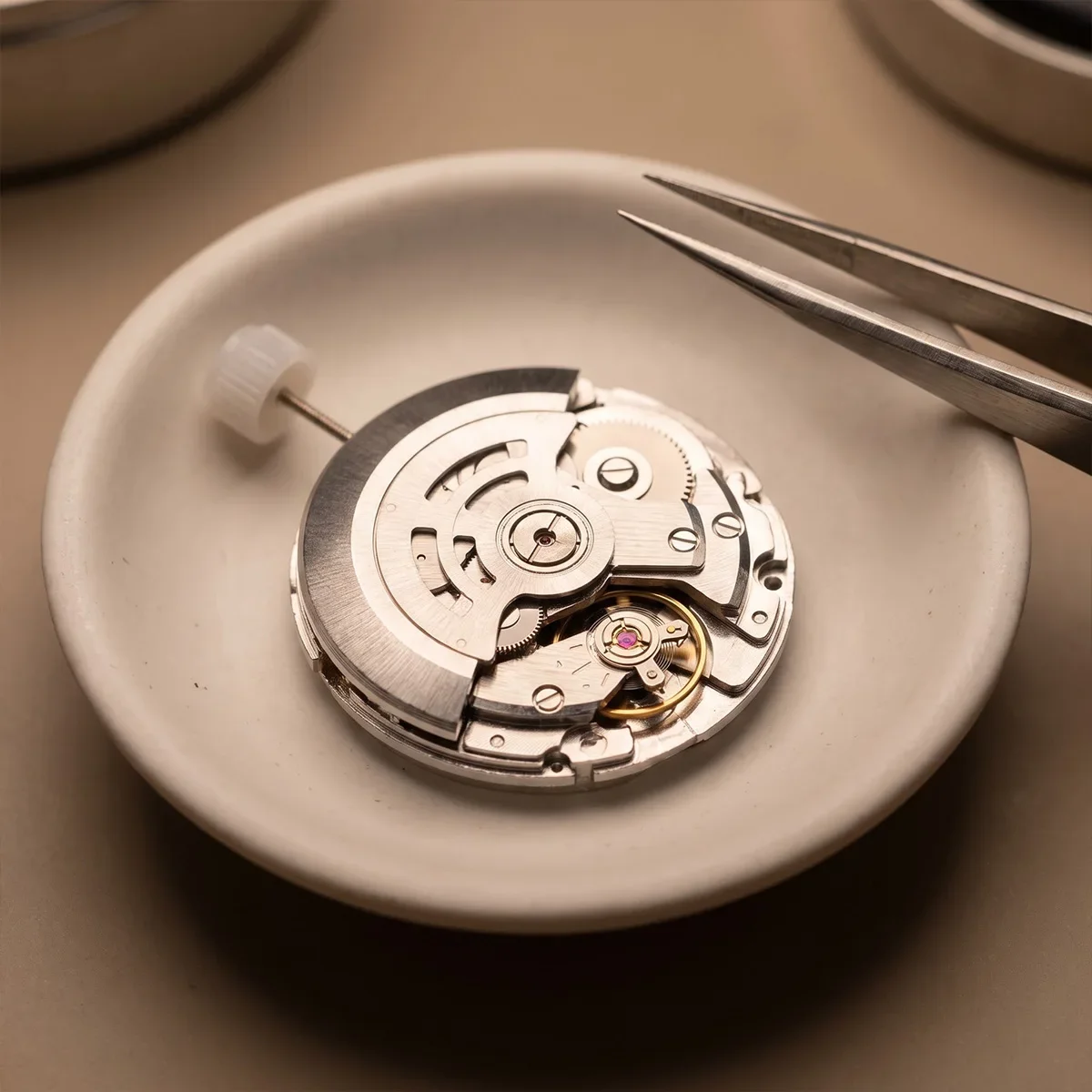 Shanghai GMT 3285 Automatic Mechanical Movement Date At 3:00 Modification Replace Movement 3285 31 Jewels