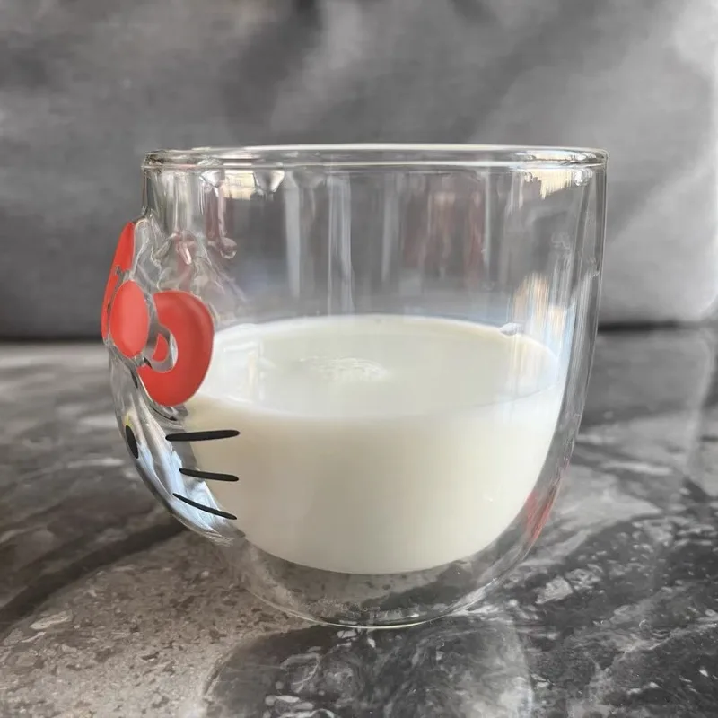 Hello Kitty Double Layer ถ้วยแก้วฉนวนนมแฟชั่นสาวการ์ตูนหัวใจถ้วยแก้ว Kawaii ผู้หญิงอุปกรณ์เสริมขายส่ง