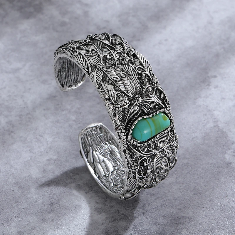 Vintage Indian Tribal Green Resin Carved Pattern Tibetan Open Cuff Wide Bangle Bohemian Charm Bracelet for Women Hippie Jewlery