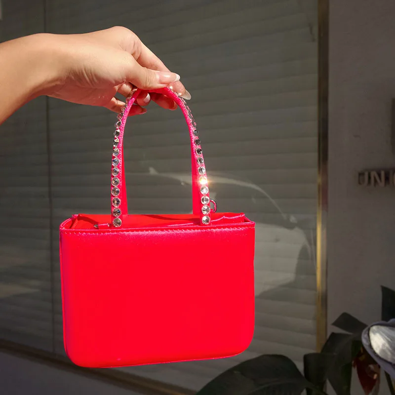Women Silk Handbag Diamond Evening Bag Pleated Clutch Purse Designer Top Handle Totes Elegant Evening Party Bride Handbag