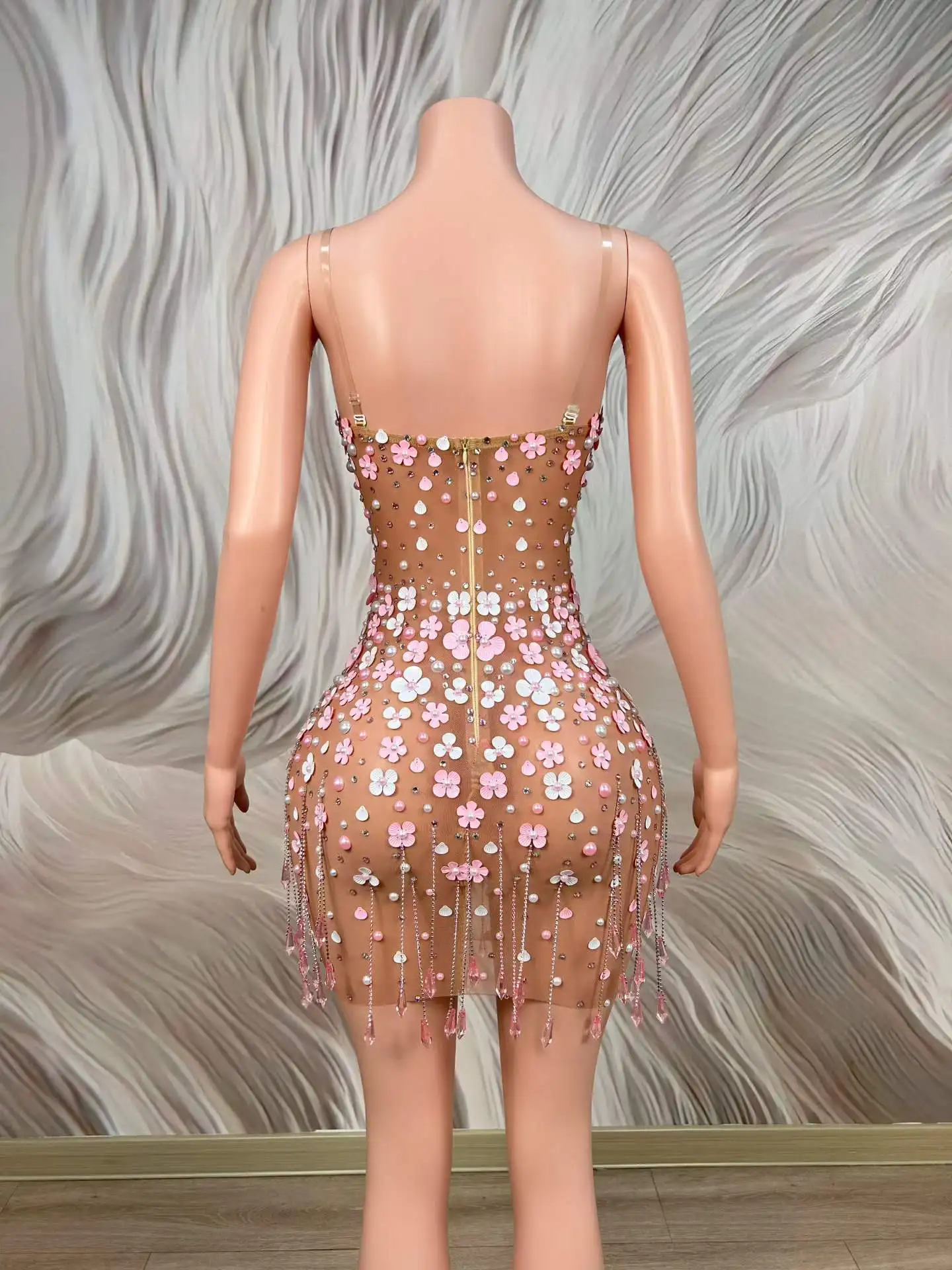Luxury Women Party Outfit Flower Pearls Sparkly Shell Sequins Sleeveless Mini Dress Sexy See Through Mesh Photo Shoot Dress