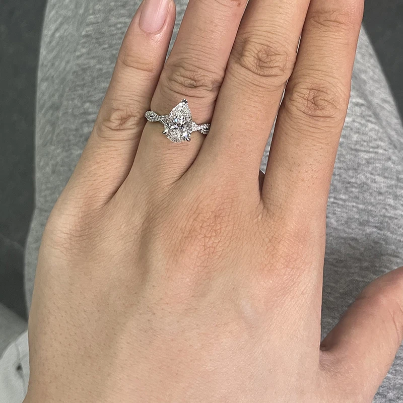 Platinum 950 Twist Design Ring 2CT DEF VS-VVS Grade Lab Grown Diamond IGI Certified Luxury Women Engagement Wedding Fine Jewelry