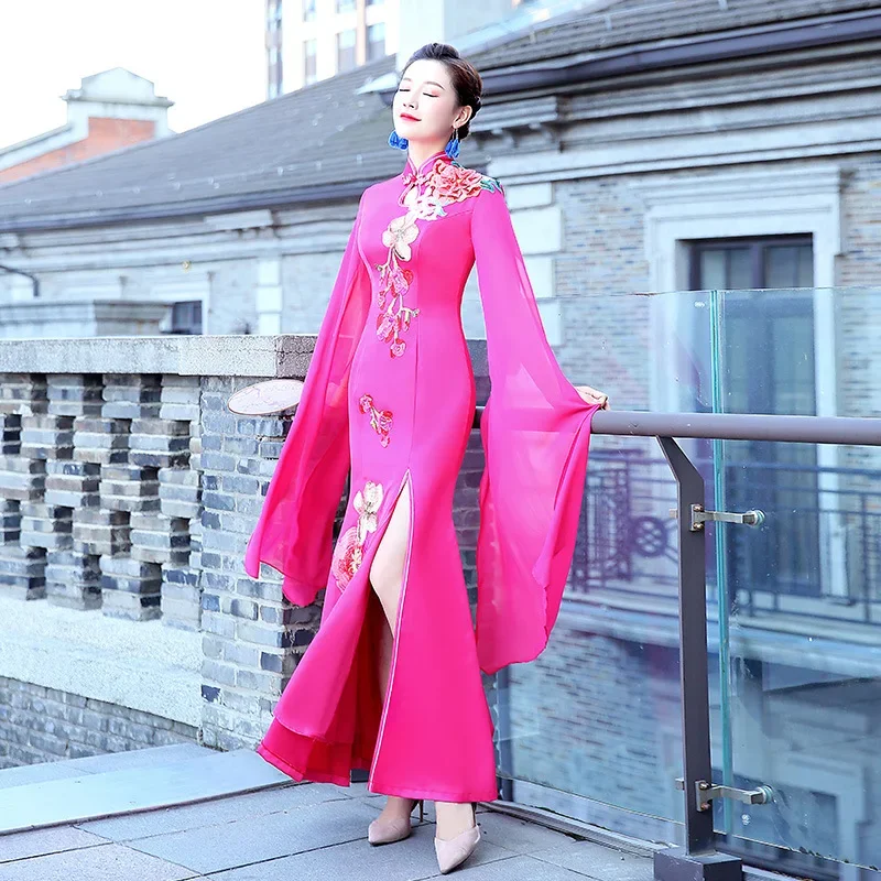 

Сексуальная ярко-розовая шаль Qipao, платья для невесты, свадебной вечеринки, цветок, большие размеры, китайское женское платье Cheongsam, атласные платья знаменитостей для банкета