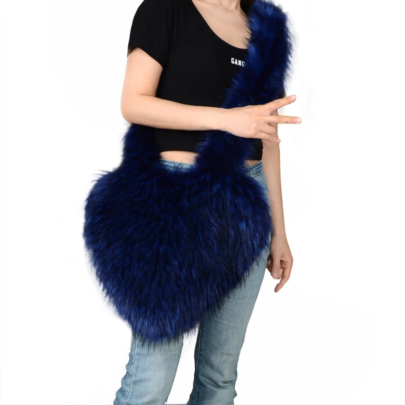 Faux Fur Winter Women Handbags Cute Plush Ladies Heart Shap Women\'s Fashion Ladies Shoulder Bag Crossbody Female Bags For Women