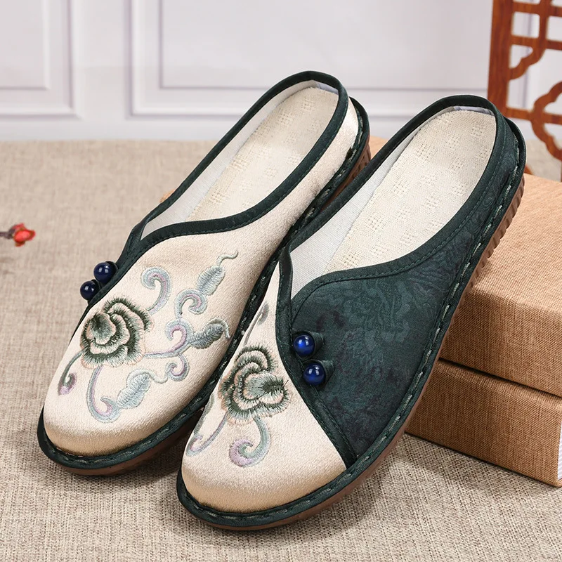 

Women's 2024 Spring New Old Beijing Cloth Shoes Ethnic Style Soft Sole Lightweight Half Slippers Comfortable and Easy to Wear