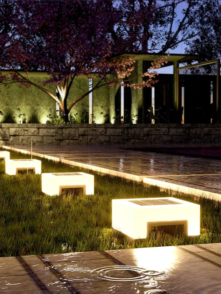 BBD Durable LED Solar Garden Lights for Landscape Lighting with High Brightness and Waterproof and Dustproof Function