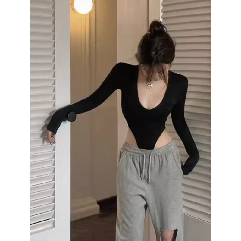 

Сексуальный женский гимнастический комбинезон с длинным рукавом, цветной, с глубоким U-образным вырезом, облегающий базовый топ, модные шорты с высокой талией