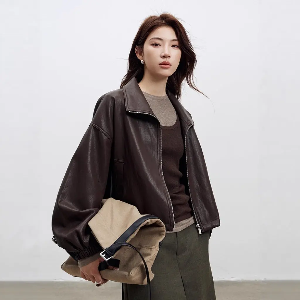 Chaqueta corta de cuero de estilo americano para chica moderna, Abrigo acolchado en miniatura con cuello levantado a la moda para mujer, recién llegado de otoño