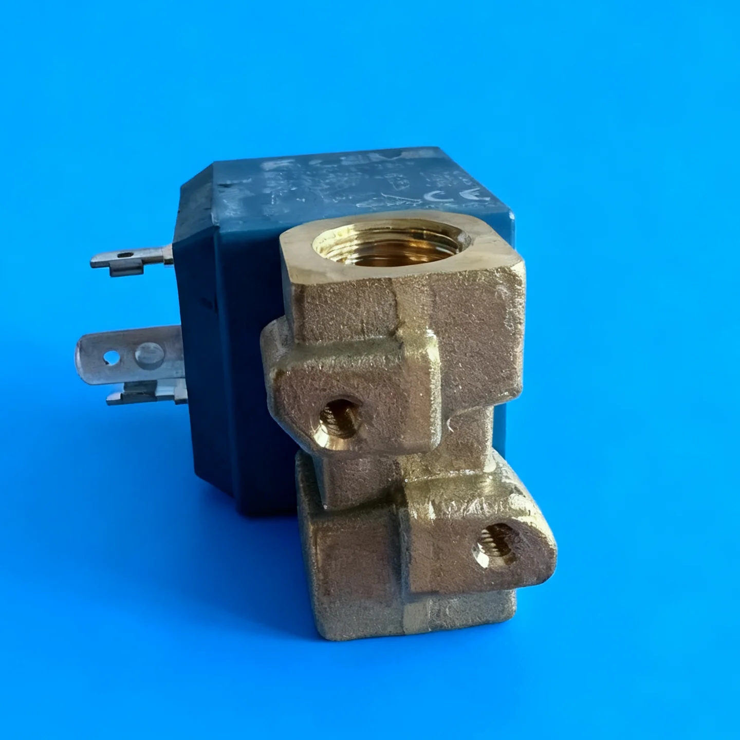 New coffee machine solenoid valve CEME solenoid valve 6610 normally closed valve G1/4 teeth original steam engine solenoid 1PCS