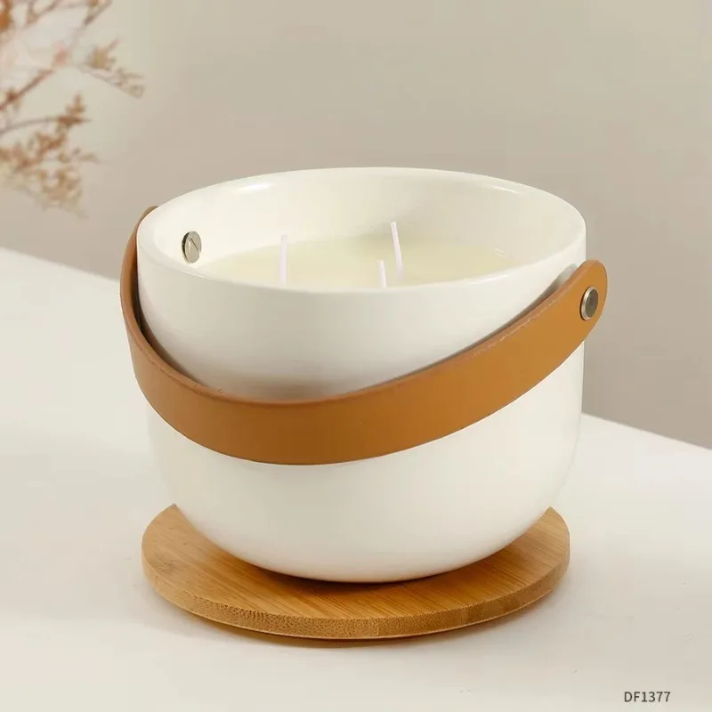 Luxury Ceramic Three‑Wick Candle Jar With Lid Handle Christmas Home Desktop Decor Handmade Candle Holder