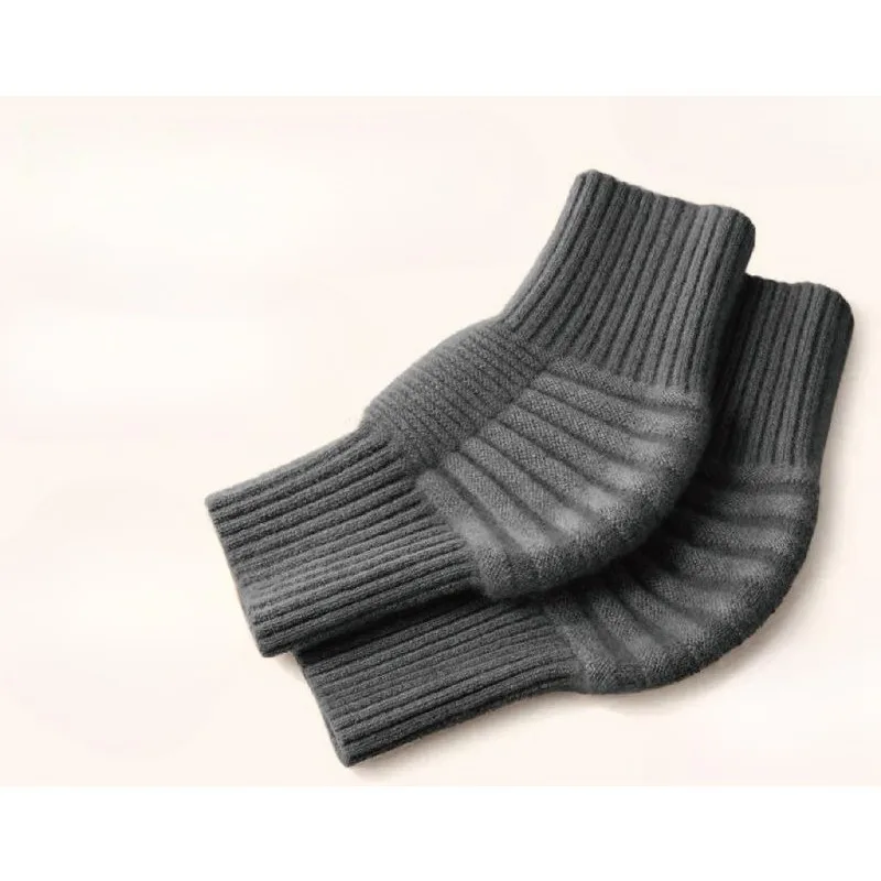 Protezione medica del ginocchio in cashmere che mantiene caldo l'autunno inverno Lana antiscivolo Copertura a prova di freddo Articolazioni da uomo e da donna per anziani