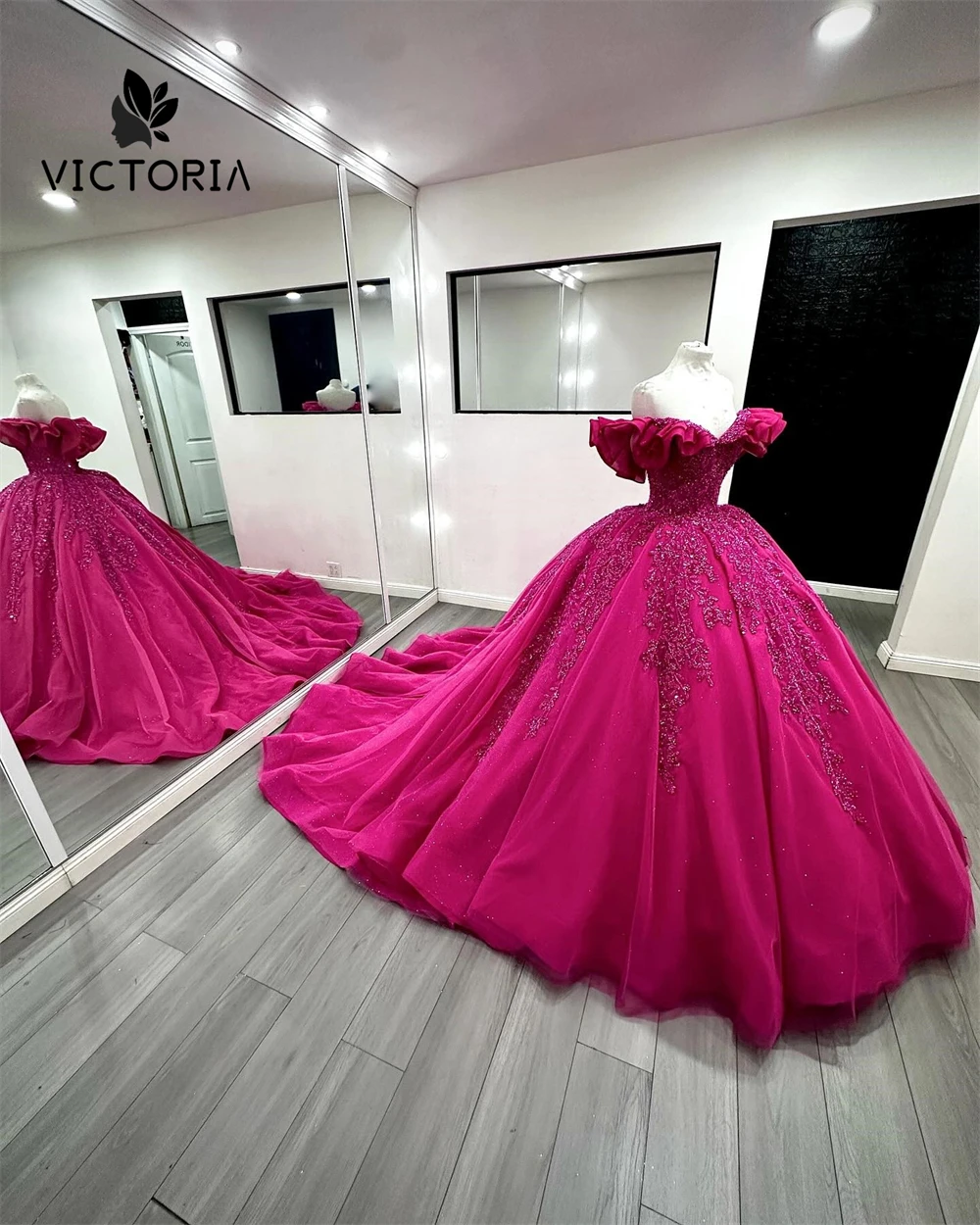 

Hot Pink Beaded Lace Appliques 15 Quinceanera Dresses 2024 Ruched Off Shoulder Graduation Party Ball Gown Formal Prom Customized