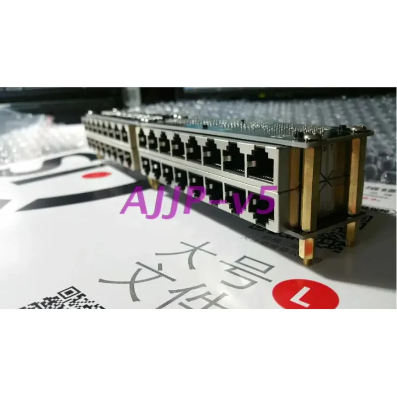 RS485 CAN MODBUS Hub Connector 32-way Interconnect Bus Serial Communication RJ45 Branch