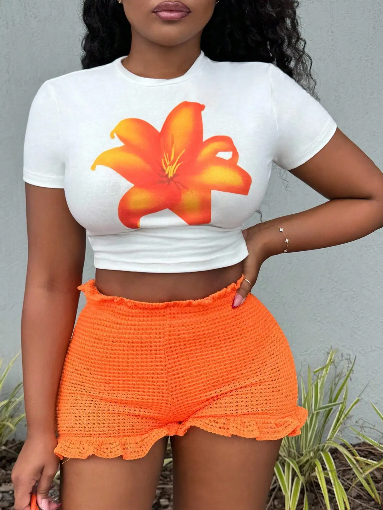 Conjunto de Top Cropped Floral de Verão para Mulheres e Shorts com Babados Laranja, Roupas Casuais para Praia
