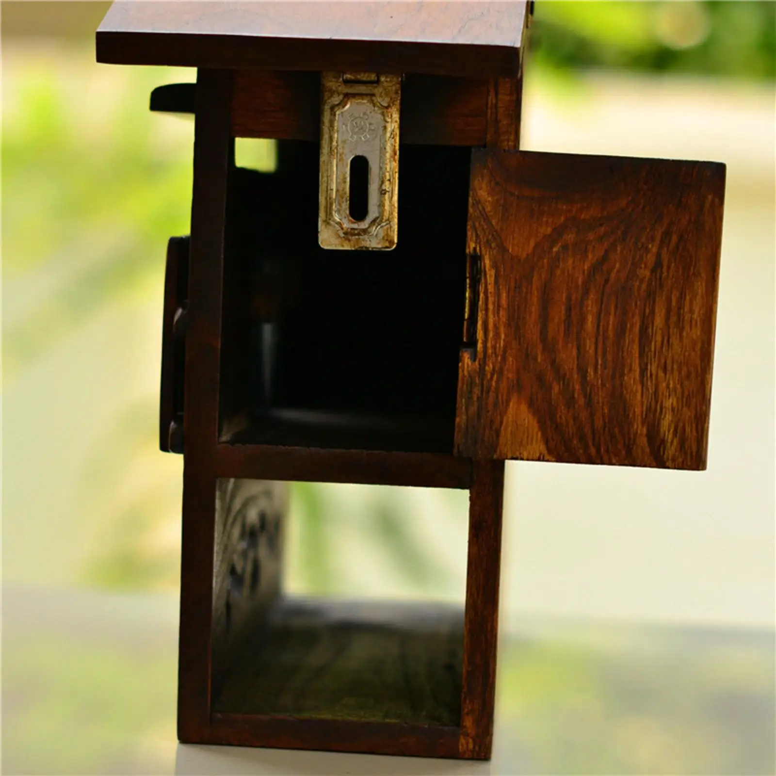 Wall Mounted Locking Security Mailbox Rustic Rainproof Home Decor Vintage Style