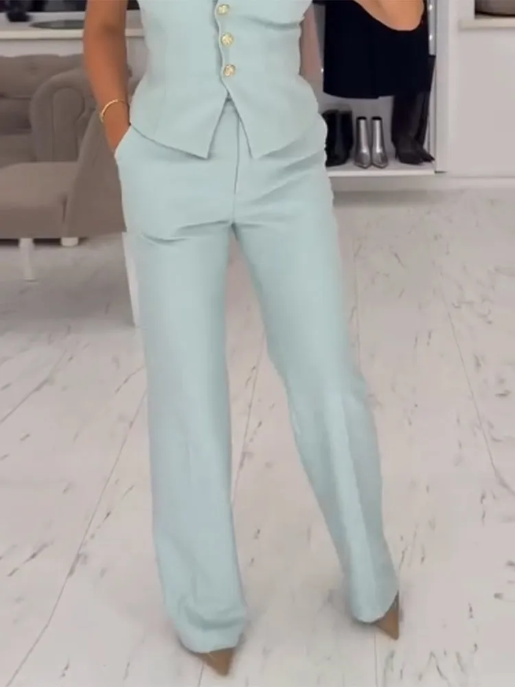 Neue Sets: Sexy, schmal geschnittene Oberteile mit Revers, Cape-Ärmeln und Cut-Outs sowie einreihige, taillierte Hosen für Damen – Detail 2
