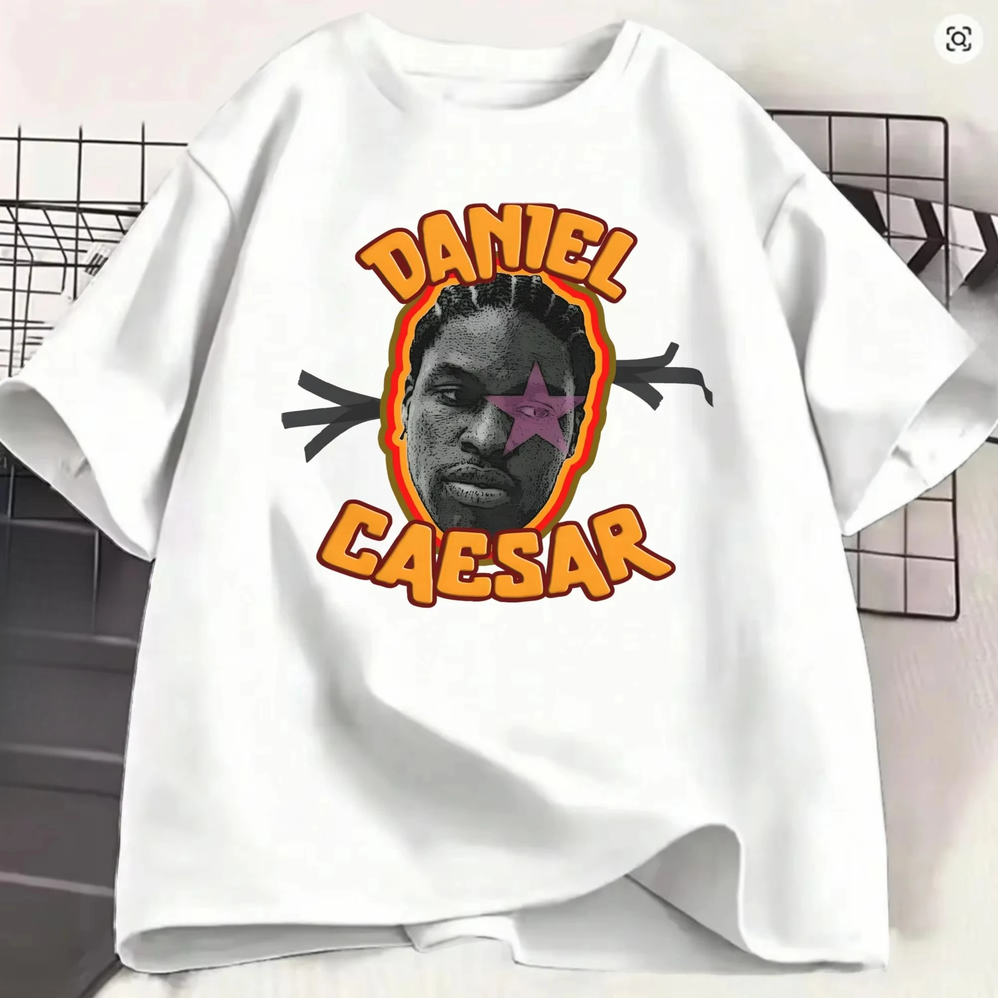 Men's T-Shirts Daniel Caesar Casual Cotton Tee Shirt Short Sleeve Singer Summer Fashion T Shirt Crewneck Clothes New Arrival