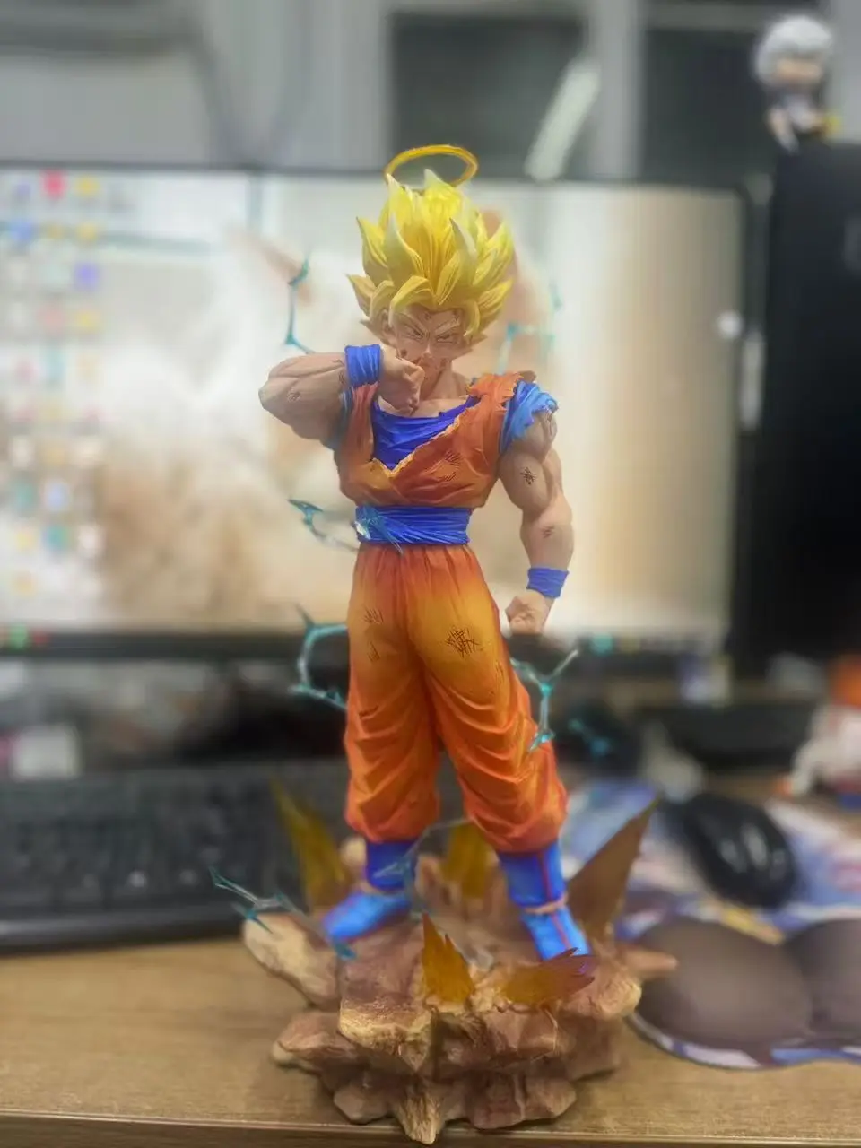 Dragon Ball Z Son Goku Ssj2 Figuur Led Base Super Saiyan 2 Goku Pvc Actiefiguren 33 cm/12.2 inch Collectie Model Speelgoed Geschenken
