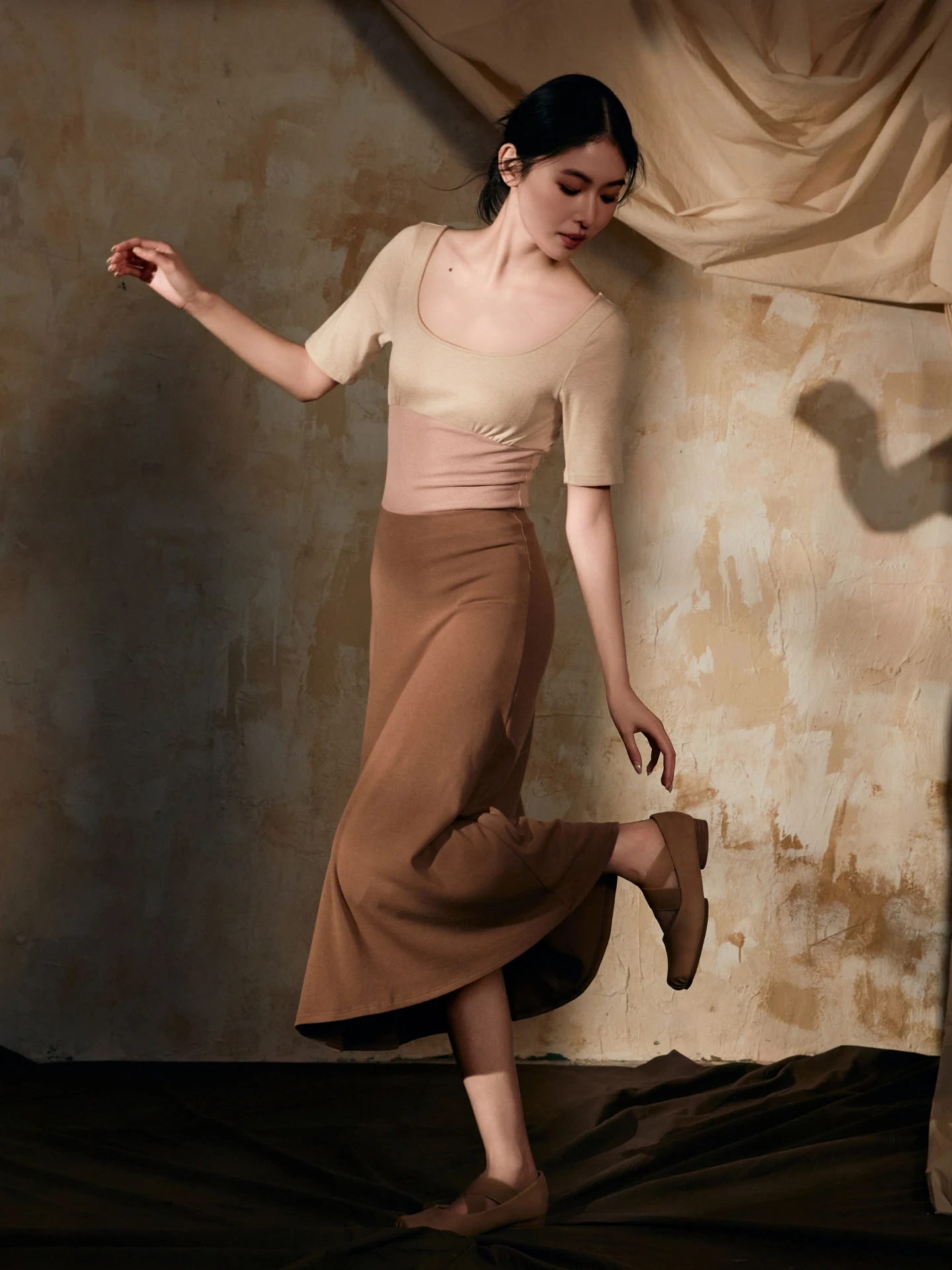 Spring 2026 Ele Kni…