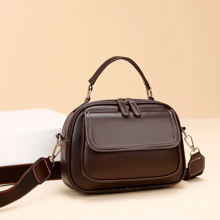 

2026 New High-end Messenger Women's Bag Portable Large-capacity Mother Bag Simple and Fashionable Pillow Square Bag