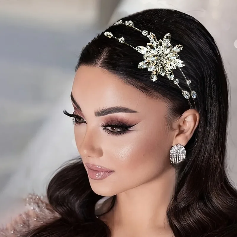 1Pcs Exquisite Wasser Diamant Schneeflocke Haar Hoop Braut Bankett Kopfbedeckungen Täglichen Datum Styling Licht Luxus Haar Zubehör