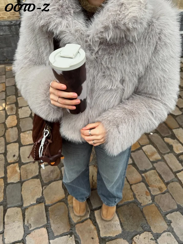 Elegancka krótka kurtka z imitacji futra damska miejska jednolita z klapami otwarte szwy pełne rękawy płaszcze damska jesienno-zimowa moda odzież wierzchnia