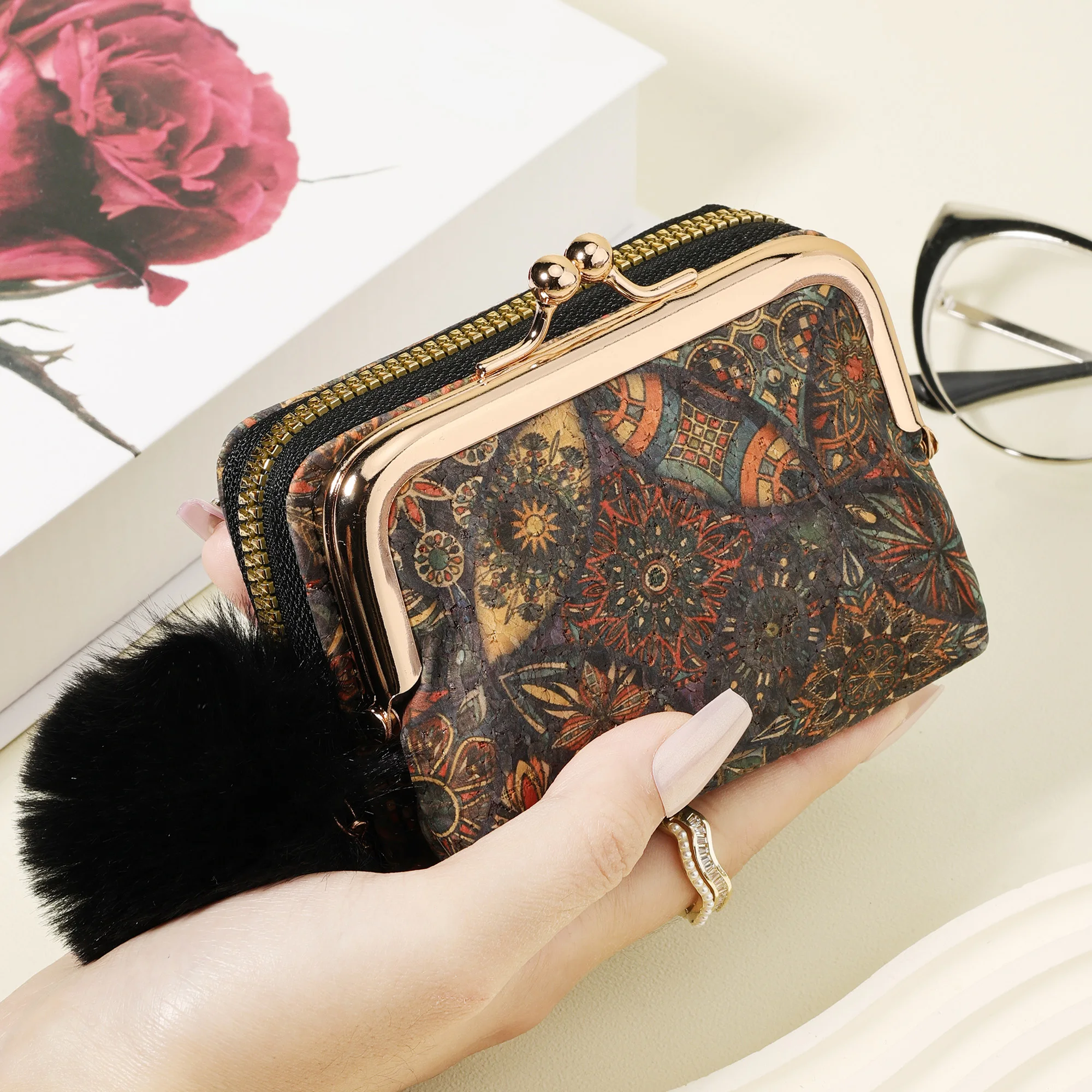 Fashionable and high-quality credit card with a Pom pom Charm, simple and casual storage bag with multiple card slots, fashionab